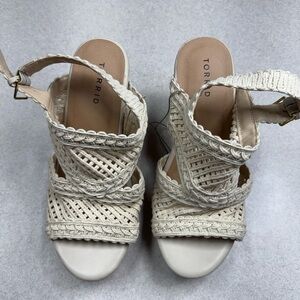Torrid Women's Cream Woven Sandals